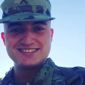 Meet your Posher, Jaime